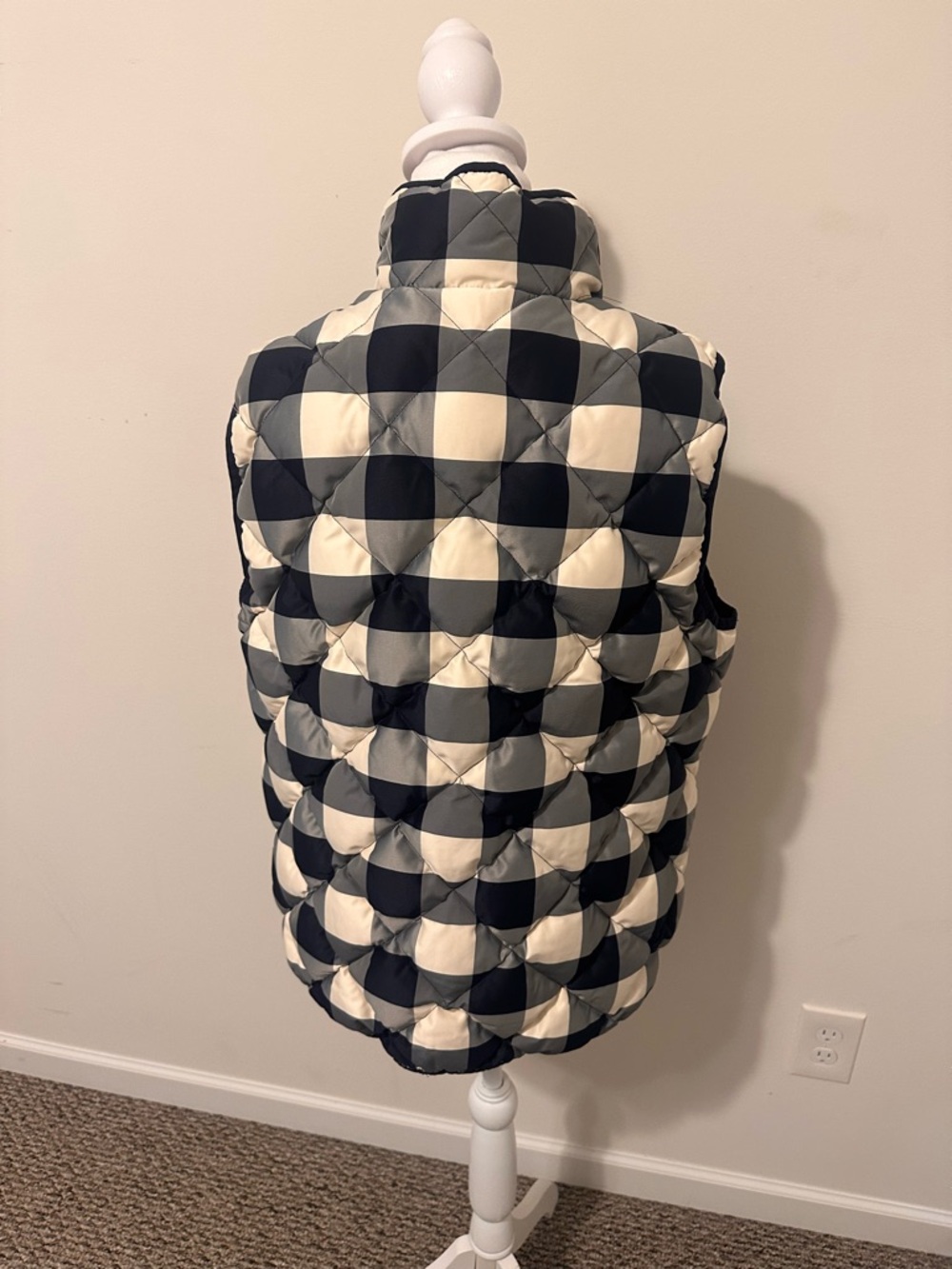 J Crew Excursion Quilted Down Vest in Blue Buffalo Plaid Size XL - Picture 4 of 6
